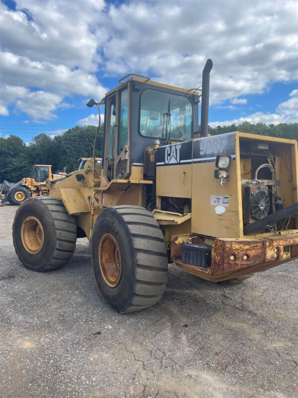 Caterpillar 928F